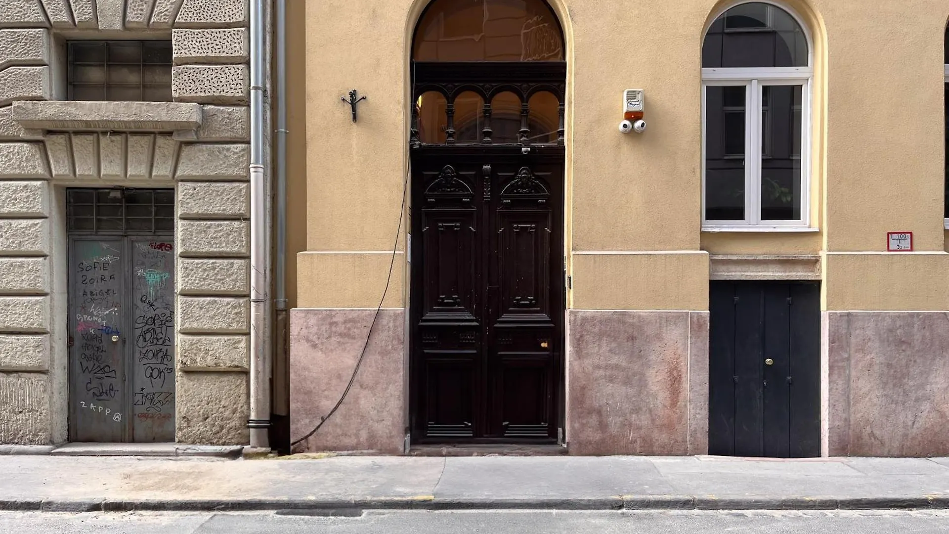 Central Vintage Loft - Free Private Parking - Metro - Tram - Ac بودابست المجر
